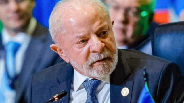 Lula critica Flávio Bolsonaro e Caiado ao defender processamento de terras raras no Brasil