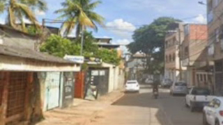 Dupla é presa após assalto a padaria e uso de moto roubada em Ipatinga