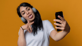 Revisão aponta desinformação em posts sobre saúde mental e indica TikTok como a pior plataforma