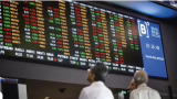 Ibovespa sobe 1,12% e fecha em novo recorde aos 197,3 mil pontos