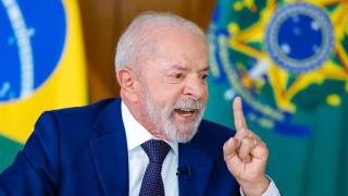 Lula diz que cenário geopolítico está “difícil” e atribui tensão a Trump