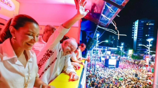 Camarote para receber Lula no carnaval de Salvador custou R$ 6 milhões ao governo da Bahia