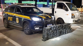 PRF apreende 195 kg de pasta base de cocaína na BR-040, em MG