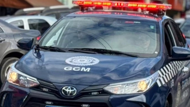 Polícia Municipal prende foragido da Justiça em Ipatinga; suspeito tentou fugir