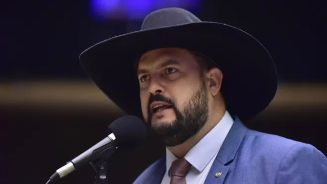 Zé Trovão deve relatar MP dos Caminhoneiros sobre piso mínimo do frete