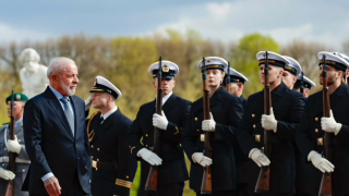 Na Alemanha, Lula critica guerras e cobra ação de membros permanentes do Conselho de Segurança da ONU