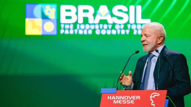 Na Feira de Hannover, Lula diz que Brasil quer ser potência mundial e rejeita rótulo de “terceiro mundo”