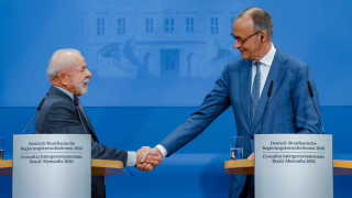 Lula se reúne com chanceler alemão em Hannover e assina acordos de cooperação