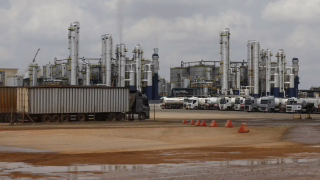 Conferência na Colômbia reúne 60 países para acelerar transição longe dos combustíveis fósseis