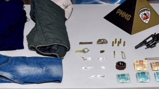 PM prende quatro homens com revólver e drogas durante operação em Ipatinga