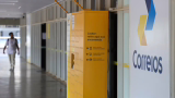 Cláusula em empréstimo de R$ 1,8 bilhão leva bancos a bloquear receitas dos Correios em 2025