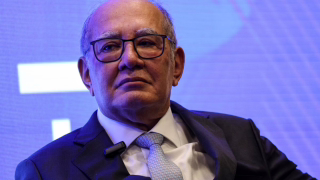 Gilmar Mendes pede desculpas por citar “homossexualidade” ao criticar vídeo de Zema