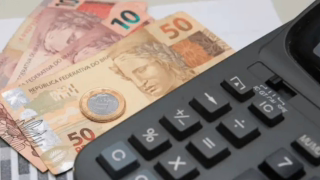 Ibovespa renova recordes e dólar cai no início de 2026, mas eleição deve trazer volatilidade