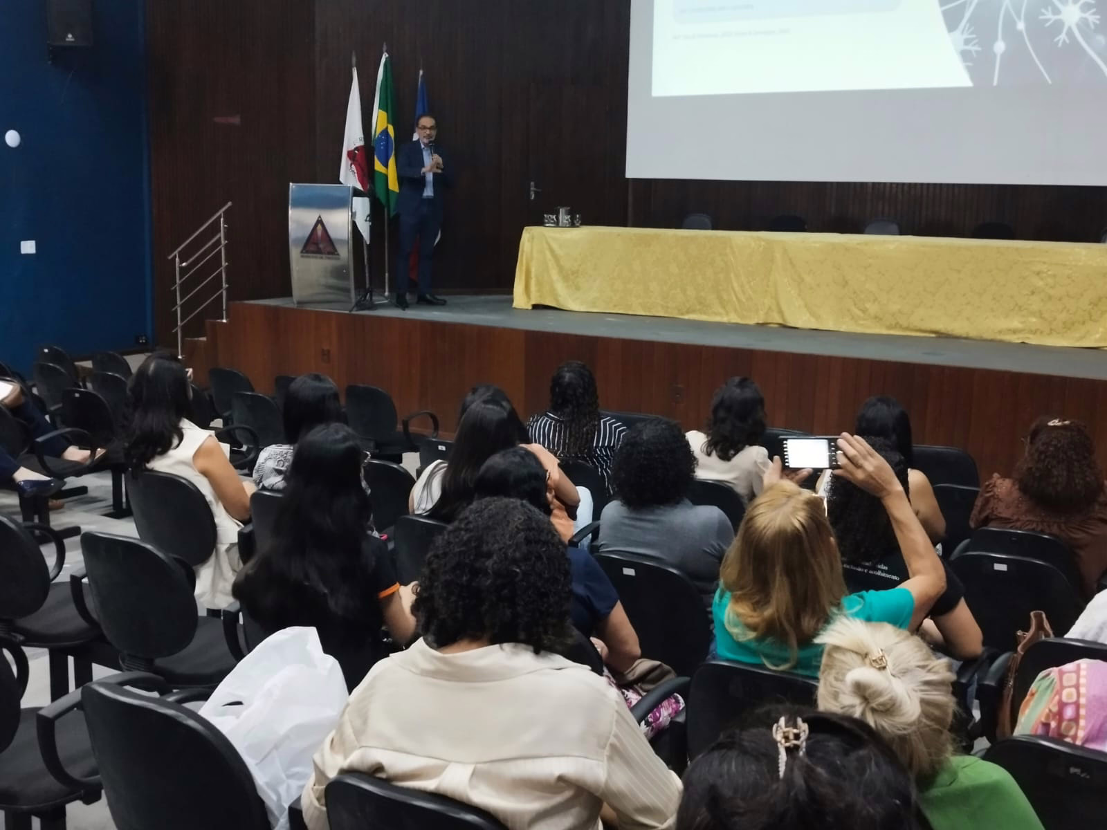 Release 24.04.2026 - Saúde de Timóteo capacita profissionais da rede de atendimento sobre autismo