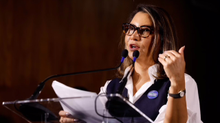 Janja reage a enviado de Trump após fala sobre brasileiras: “raça maldita”