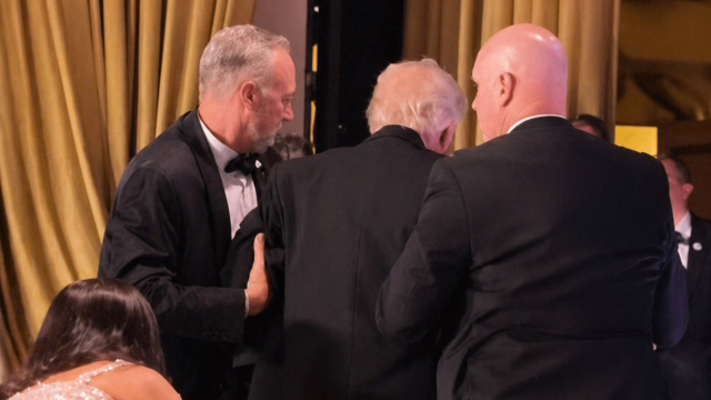 Ex-agentes avaliam como adequada resposta do Serviço Secreto após ataque em jantar com Trump