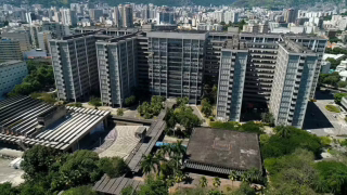 Greve na Uerj completa um mês e estudantes temem perder o semestre