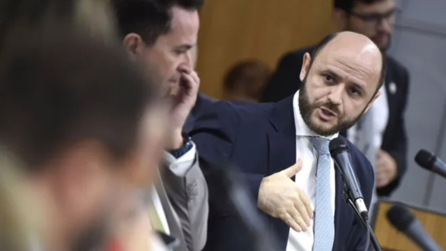 Governo de MG diz que exoneração de Rossieli Soares não foi “de comum acordo” e cita investigações