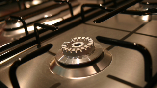 Com GLP e luz mais caros, consumidores comparam custo de air fryer e forno a gás