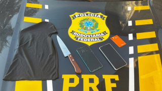 PRF recupera celular roubado e prende dois suspeitos na BR-381, em MG