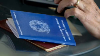 Quando será o 5º dia útil de maio? Feriado pode alterar prazo de pagamento dos trabalhadores CLT