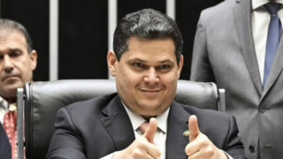 Indicado por Lula ao STF, Jorge Messias é derrotado no Senado em sessão agitada