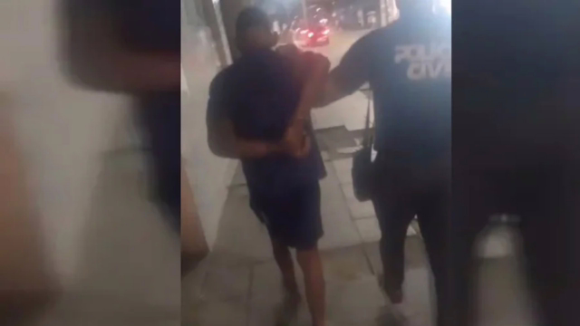 Paciente é preso após ameaçar médica com faca e exigir Pix de R$ 16 mil em clínica de Nova Iguaçu