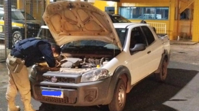 PRF recupera Fiat Strada roubada e com placas clonadas na BR-040, em MG