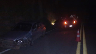 Batida entre carros deixa três mulheres e uma criança feridas na MGC-120, em Nova Era