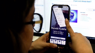 Golpes digitais no Imposto de Renda 2026 crescem; app falso da Receita passa de 16 mil downloads