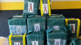 PF apreende 532 kg de cocaína após pouso de aeronave suspeita no interior de SP; motorista é preso