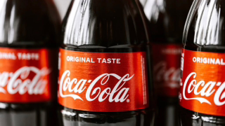 Coca-Cola reduz tamanho de embalagens para enfrentar queda no consumo, diz CEO