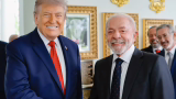 Lula deixa a Casa Branca após reunião de três horas com Trump; fala à imprensa muda de local