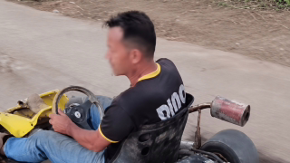 Vídeo: homem pilotando kart em via pública bate em automóvel e morre em em Novo Cruzeiro-MG