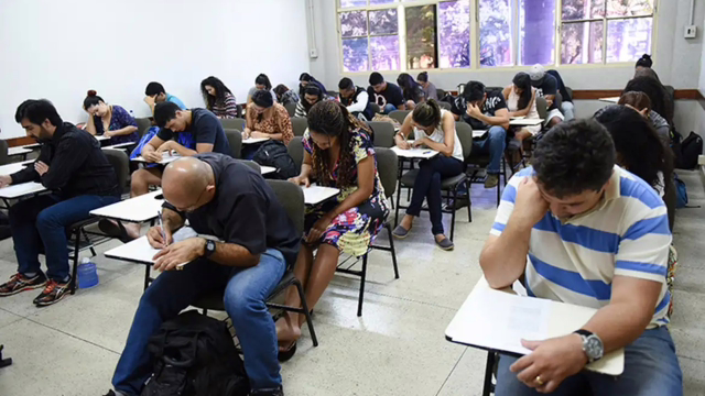 Inscrições gratuitas para o Encceja Nacional 2026 seguem abertas até 15 de maio