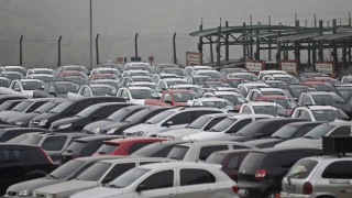 Produção de veículos sobe em abril e emplacamentos têm melhor média diária desde 2014, diz Anfavea