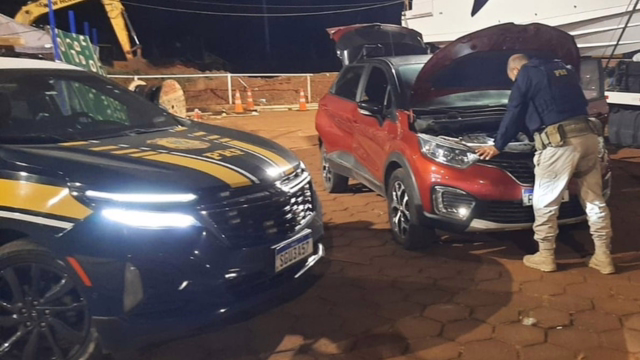 PRF recupera na BR-040, em MG Renault Captur roubada no RJ