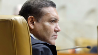 Kassio Nunes Marques vai relatar pedido de Bolsonaro para anular condenação por trama golpista