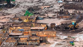 Samarco reabre programa de indenização para atingidos por tragédia em Mariana