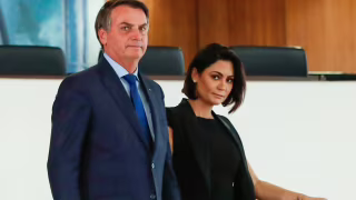 Michelle Bolsonaro nega boatos de separação e diz estar “mais juntos do que nunca”