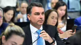 Áudio atribuído a Flávio Bolsonaro reacende pressão por CPMI do Banco Master no Congresso
