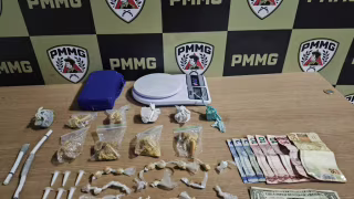 PM apreende cinco adolescentes suspeitos de tráfico e encontra drogas e balança em Caratinga