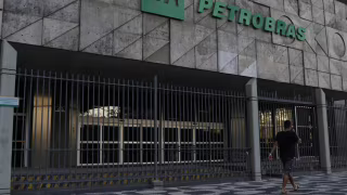 Lula vai a Paulínia para anúncio de R$ 37 bilhões em investimentos da Petrobras até 2030