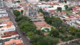 Polícia Civil procura jovem suspeito de homicídio em frente a unidade de saúde em cidade mineira MG