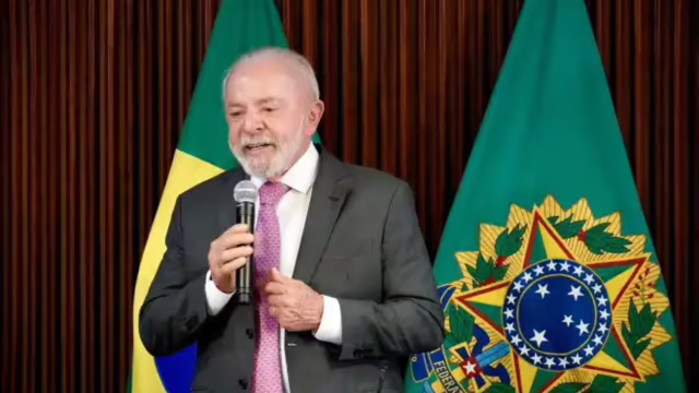 Lula assina decretos que ampliam obrigações de plataformas digitais contra golpes e violência online