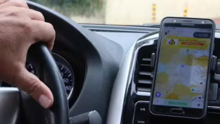 Governo abre crédito com juros reduzidos para motoristas de app e taxistas comprarem carro novo