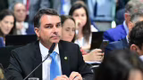 Flávio Bolsonaro tenta mudar foco da pré-campanha após desgaste com caso Banco Master