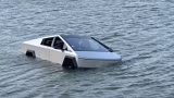 Motorista é preso no Texas após levar Tesla Cybertruck para dentro de lago para testar modo