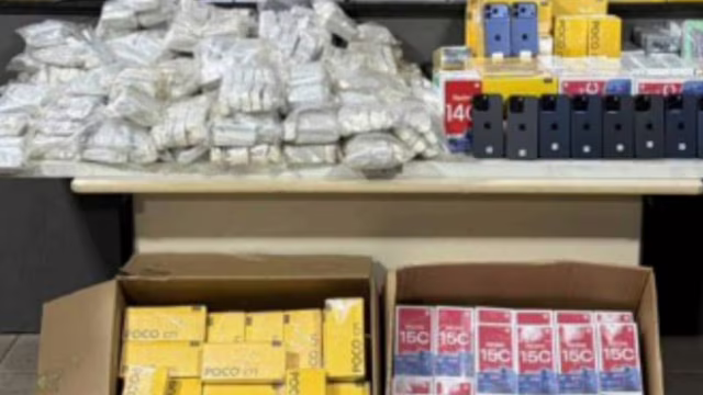 Caminhão com farinha é interceptado em Betim e polícia apreende 750 tabletes de haxixe