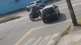Colisão entre moto e carro mata motociclista e deixa filho de 5 anos ferido em Fortaleza